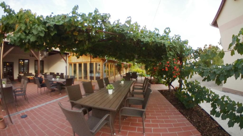 Hotel Forro Fogado & Bauer Bistro Roszke Exteriér fotografie
