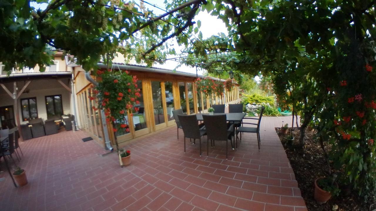 Hotel Forro Fogado & Bauer Bistro Roszke Exteriér fotografie